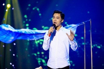 Phan Ngọc Luân lần đầu tiên thử sức hát bolero