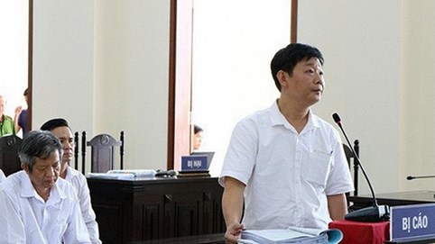 Bắt tại tòa đại gia Cần Thơ vụ 'thổi bay' 1.800 tỉ đồng