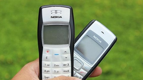 Bán chạy hơn cả iPhone, chiếc điện thoại pin 