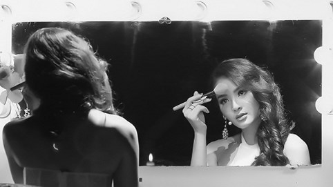 Phương Trinh Jolie gây ấn tượng mạnh với sân khấu nhạc kịch