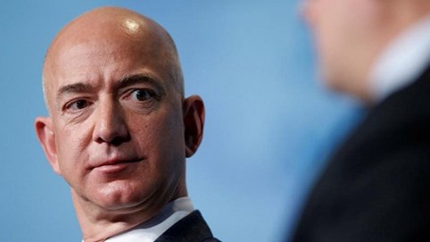 Quyền lực của Amazon: Các công ty 'lèo tèo' làm ngơ cũng không được, cạnh tranh cũng chẳng xong, đành phải hợp tác