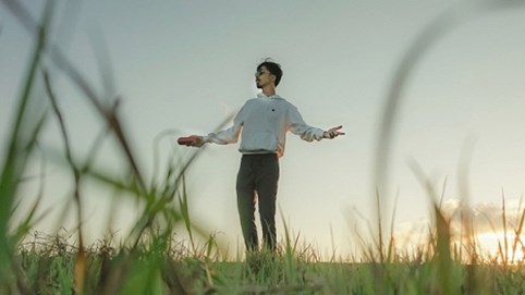 Rapper Đen Vâu bất ngờ nhắn nhủ các fan: 