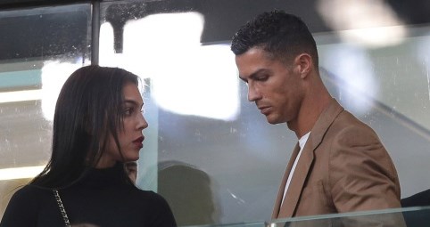 Ronaldo và màn mặc cả mua sự im lặng của Kathryn