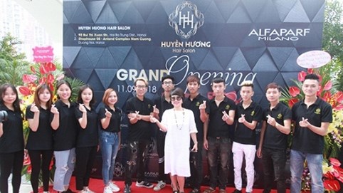 Salon Huyền Hương khai trương cơ sở mới tại Hà Nội