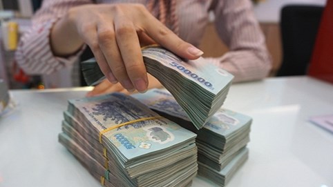 Sắp siết tín dụng cho phân khúc bất động sản cao cấp