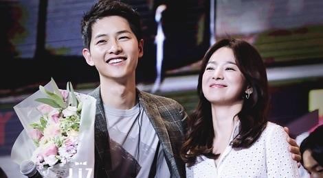 Song Joong Ki hết lời khen Song Hye Kyo, phủ nhận hôn nhân trục trặc