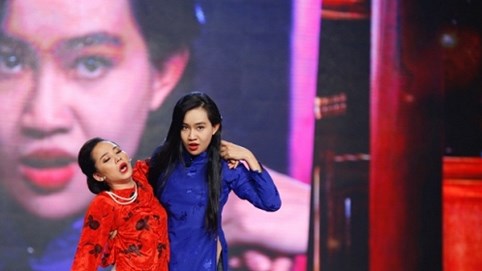 Song Ngư “lật mặt” hậu trường showbiz với câu chuyện 