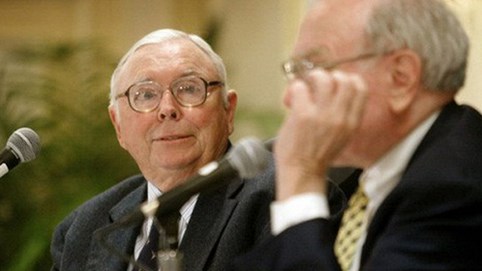 Tại sao Charlie Munger - cánh tay phải đắc lực của Warren Buffett, lại không thuê Elon Musk?