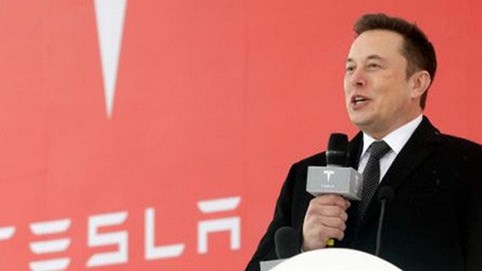 Tâm thư của Elon Musk nói gì về lý do tập đoàn đóng nhiều cửa hàng và giảm nhân sự tiếp thị bán hàng?