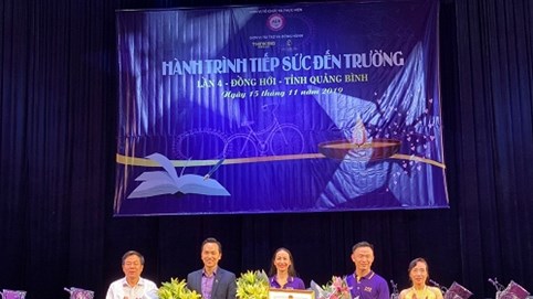 Think Big Group, Lộc Sơn Hà Land và ACE tặng gần 1 tỷ đồng cho trẻ em nghèo tỉnh Quảng Bình