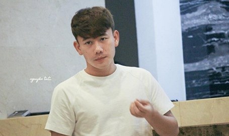 Minh Vương - chàng cầu thủ ghi bàn thắng duy nhất cho Việt Nam tại bán kết Asiad 2018