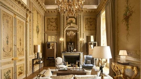 Thăm quan di sản của Hoàng gia Pháp