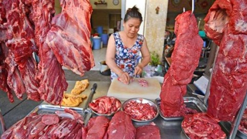 Thủ tướng: Cần giải quyết căn cơ, bài bản vấn đề giá thịt heo