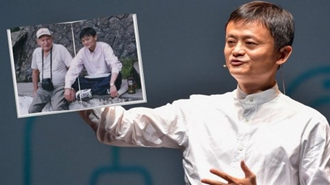 Tình bạn cảm động giữa Jack Ma với 2 bố con từ Úc: Họ cho ông cái tên Jack, một mái nhà và những cơ hội hiếm thấy