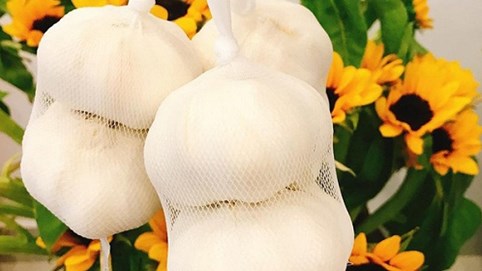 Tỏi Nhật 100.000 đồng/củ vẫn được tìm mua