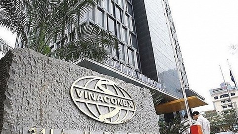 Trả cao hơn 1.900 tỷ đồng để mua trọn lô cổ phiếu Vinaconex
