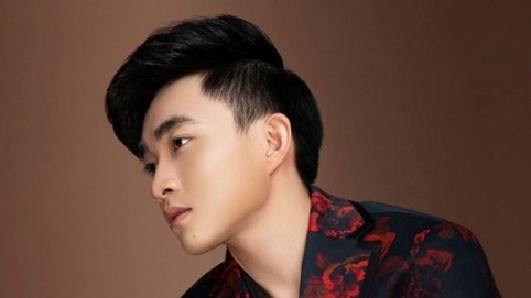 Trung Quang hát nhạc trẻ để khán giả không bị nhàm chán