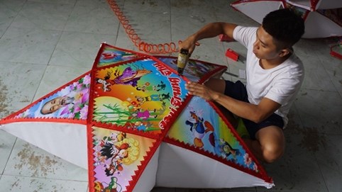 Trung thu trong ký ức những người thợ làm đèn lồng