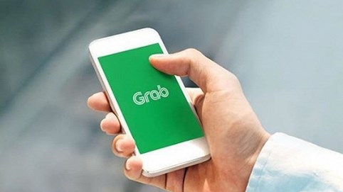 Từ “cuộc chiến” giữa taxi Vinasun và Grab: Đừng tạo thành tiền lệ để 4.0 thành 0.4