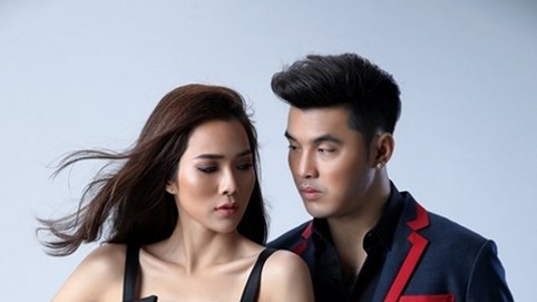 Ưng Hoàng Phúc say đắm bên vợ trong bộ ảnh quảng bá single mới