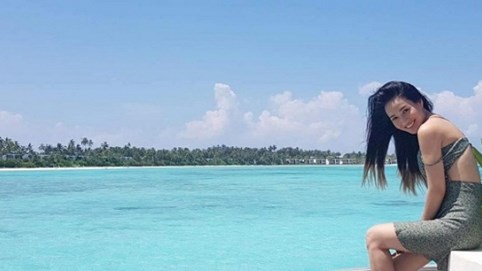 Valentines Vân Nguyễn khoe dáng quyến rũ tại Maldives