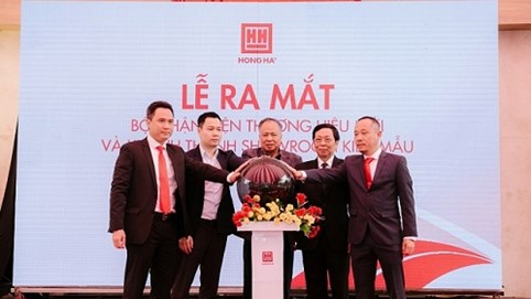 Văn phòng phẩm Hồng Hà: Khánh thành showroom kiểu mẫu và ra mắt bộ nhận diện mới