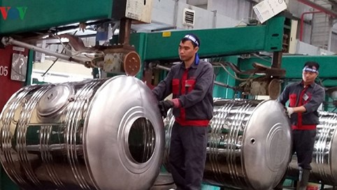 VCCI: Doanh nghiệp cần sớm biết giá điện, giá xăng