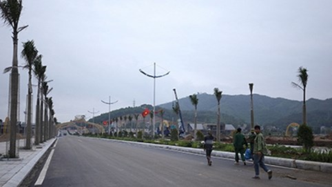 Vì sao giá đất Vân Đồn khó 'sốt'?