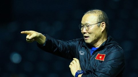 Vì sao VFF chưa thể gia hạn hợp đồng với HLV Park Hang Seo?