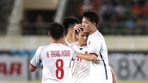 Việt Nam thắng đậm Lào ở trận ra quân AFF Cup