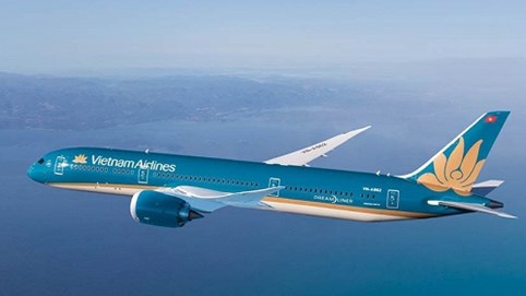 Vietnam Airlines gặp thách thức lớn khi khách hàng có xu hướng chuyển sang dịch vụ bay giá rẻ