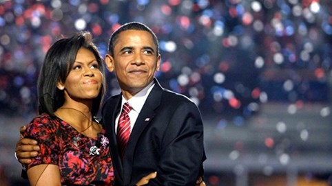 Vợ chồng Obama trở nên giàu có nhờ viết sách như thế nào?