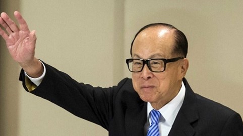 Với 1 câu nói, tỷ phú Lý Gia Thành chỉ ra sai lầm không ít phụ huynh hiện đang mắc phải