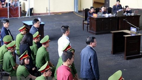 Vụ đánh bạc nghìn tỷ RIKVIP: Manh mối vụ án xuất phát từ một bị cáo lừa đảo