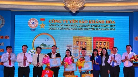 Vượt qua 1565 bài viết về Yến Sào Khánh Hòa, 29 tác giả đạt giải thưởng