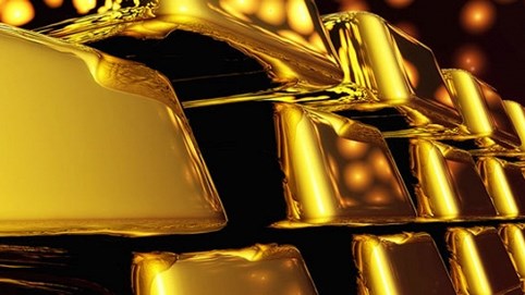 Giá vàng hôm nay 16/8: ồ ạt mua, vàng vẫn trên đỉnh