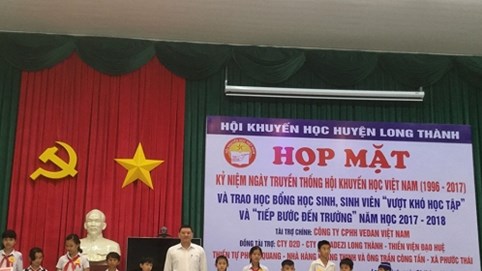 Vedan trao học bổng cho học sinh, sinh viên vượt khó và tiếp sức đến trường 2017-2018