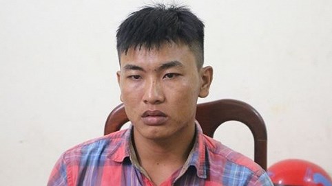 Mật phục bắt gã phụ hồ chuyên bám theo phụ nữ giở trò xấu xa