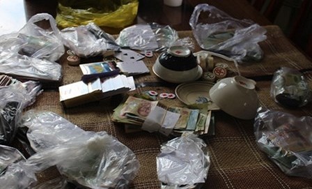 Quảng Nam: Tạm giữ 23 đối tượng tại sòng bạc hơn 300 triệu.