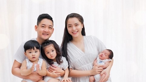 Hải Băng - Thành Đạt: Không đám cưới vẫn hạnh phúc bên 3 nhóc tỳ kháu khỉnh