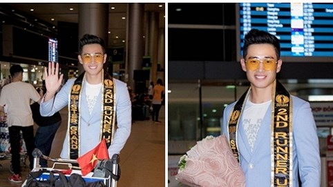 Á vương Hòa bình Quốc tế 2017 - Nguyễn Tiến Đạt đón chuyến bay nửa đêm về Việt Nam