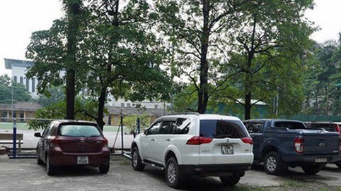 Vụ bé trai tử vong trong ô tô: Lái xe đỗ ở vị trí khác mọi khi