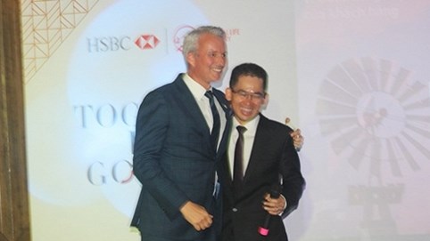 AIA Việt Nam và HSBC Việt Nam hợp tác phân phối sản phẩm bảo hiểm nhân thọ qua ngân hàng