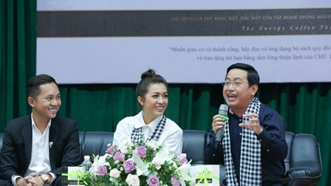 Sẻ chia kinh nghiệm giúp sinh viên hiểu rõ cần chuẩn bị gì trong kỷ nguyên toàn cầu hóa