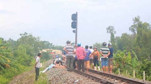Quảng Nam: Rùng mình phát hiện một thi thể cạnh đường ray