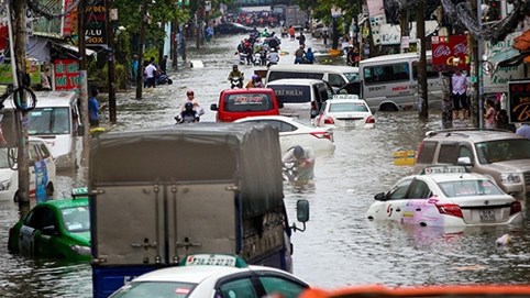 Bảo hiểm bồi thường ra sao cho xe ngập nước do bão Usagi?