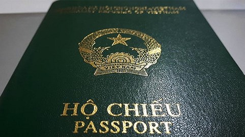 Bộ Công an đề xuất cấp hộ chiếu tạm thời thay giấy thông hành