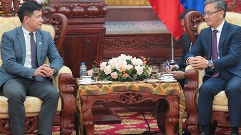 Bộ Tư pháp chúc mừng 43 năm Quốc khánh Lào