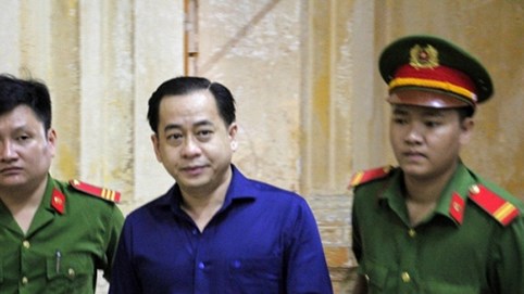 Vũ 'nhôm' làm từ thiện sau 7 tháng 20 ngày trong trại giam