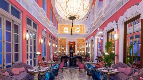 Choáng ngợp với nhà hàng Pháp xa hoa ngay giữa Phú Quốc